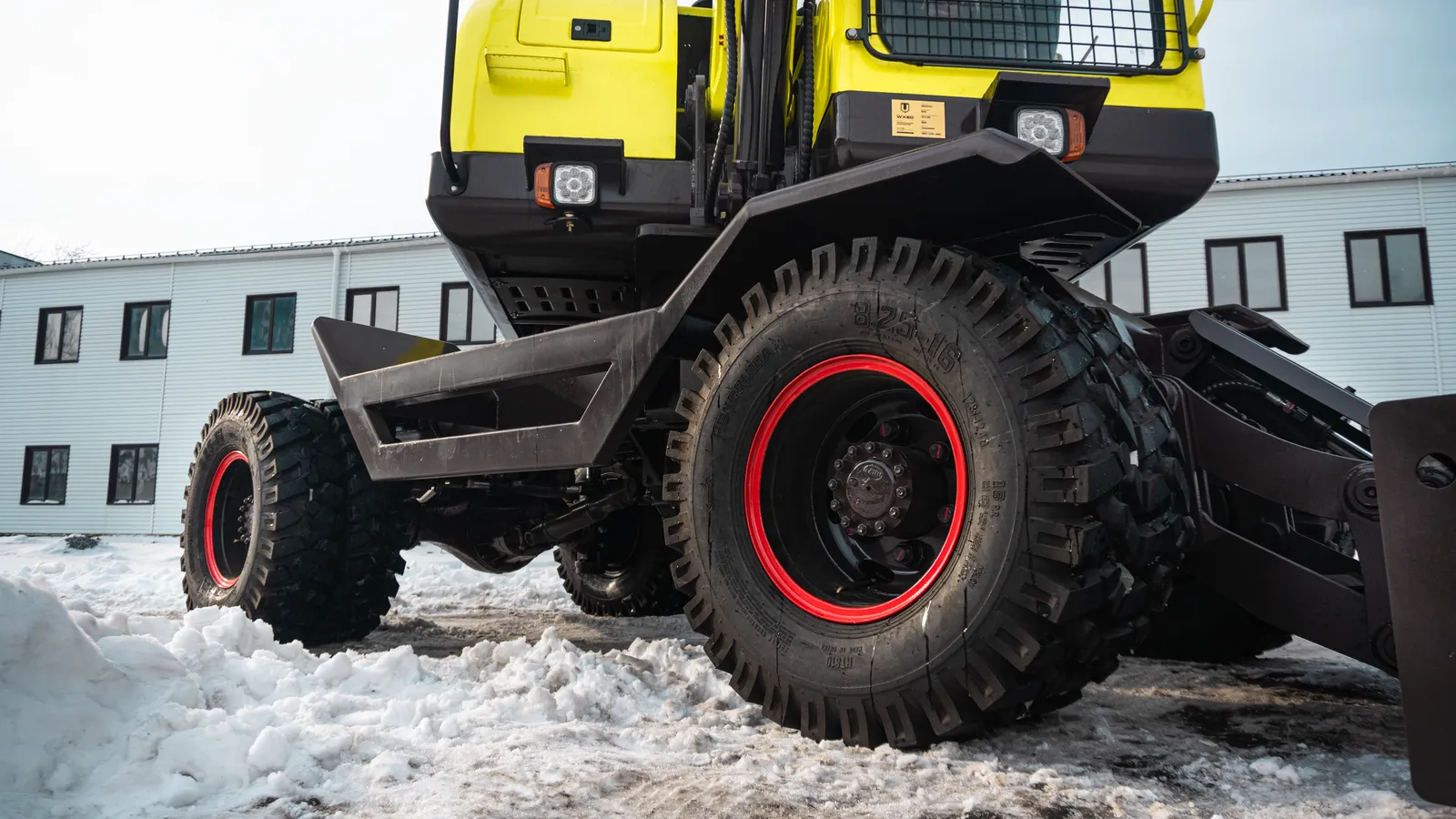 Экскаватор Boulder WX60